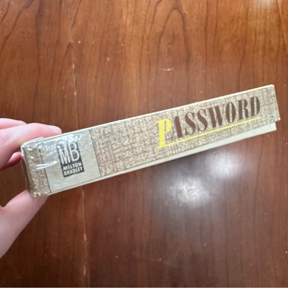 Vintage 1962 PASSWORD Board Game - Milton Bradley - Original First Edition - Picture 11 of 11